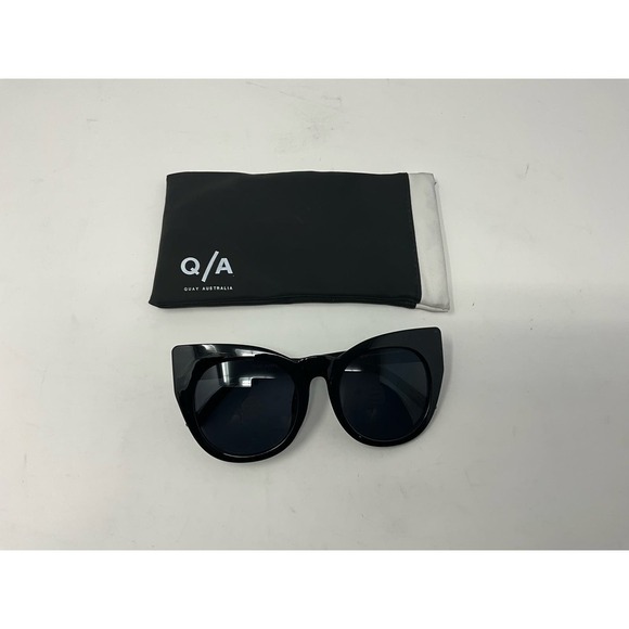 Quay Cha-Cha Women's Black Plastic Frame Black Plastic Lens Cat-Eye Sunglasses - Picture 1 of 4